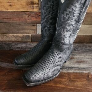 Los Altos Python square toe